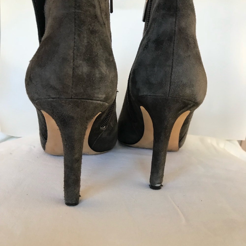 Vince Camino grey suede bootie
